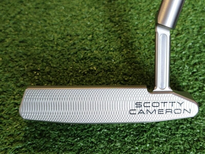 Putter Scotty Cameron Newport 2+ 34" 2023